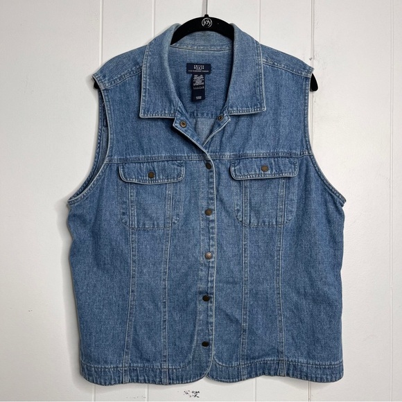 Liz Claiborne Jackets & Blazers - Crazy Horse Liz Claiborne Blue Denim Vest with Collar Size XL Country 90s